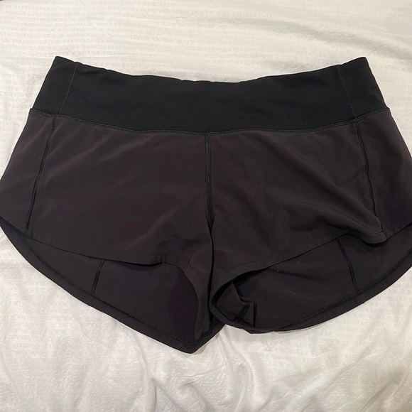 Lululemon speed up shorts - Picture 1 of 3
